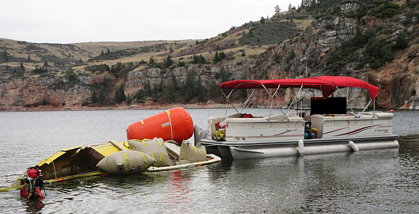 Raising the boat